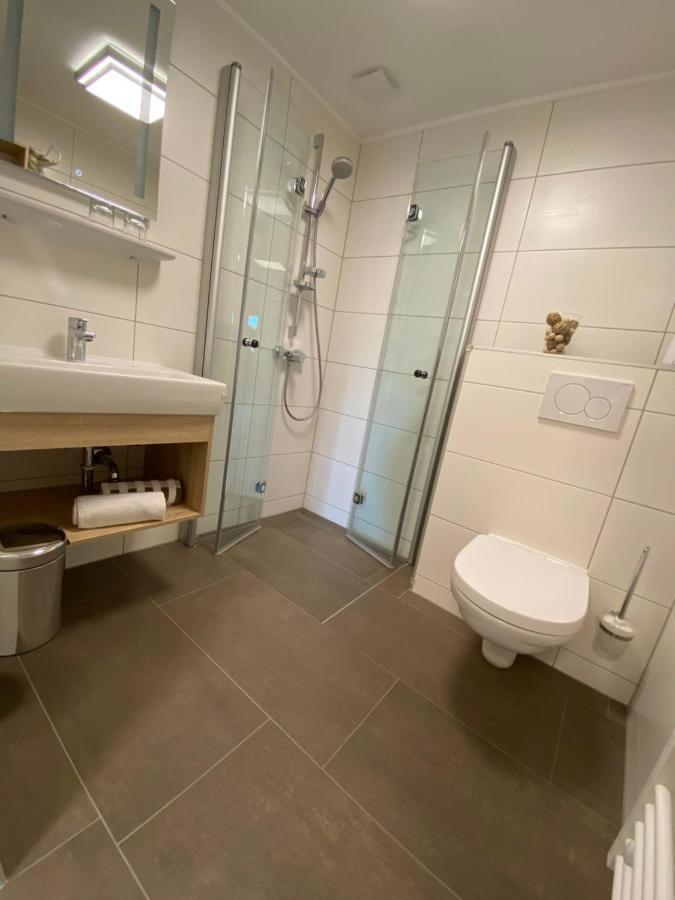 Privatzimmer Und Ferienwohnungen Leeb Persenbeug Exteriör bild